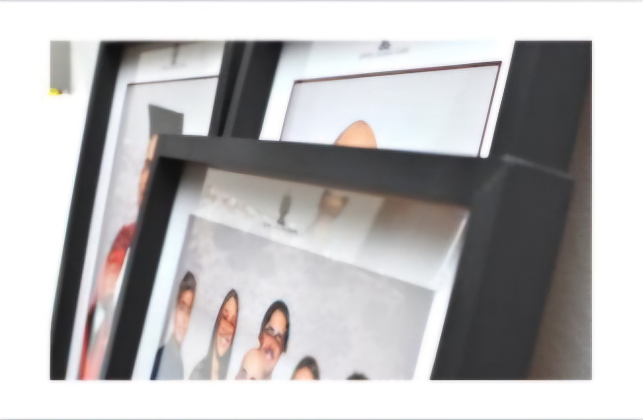 Framed photo (A4 frame)